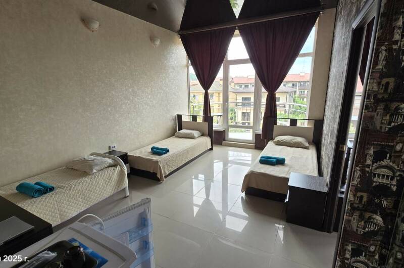 Двухкомнатный семейный с балконом