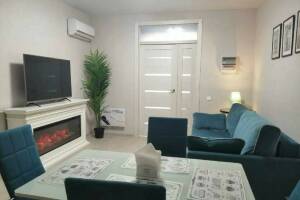 Изображение Семейная квартира с бассейнами #1