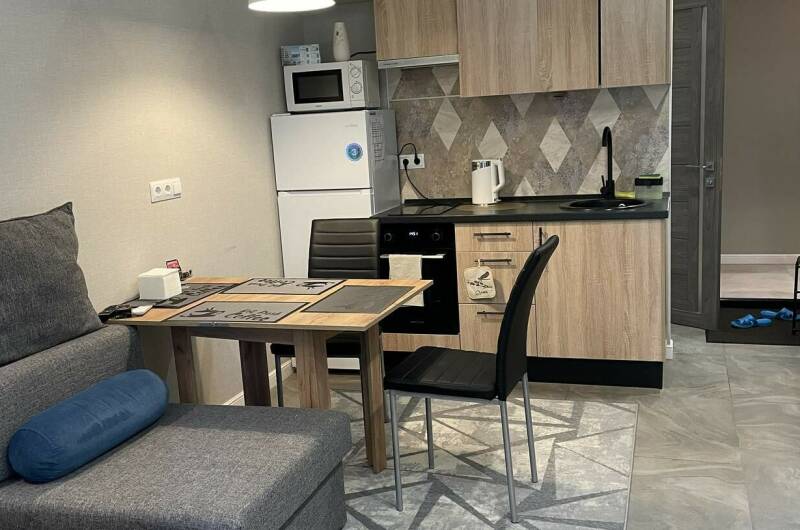 Студия на Александрийском переулке