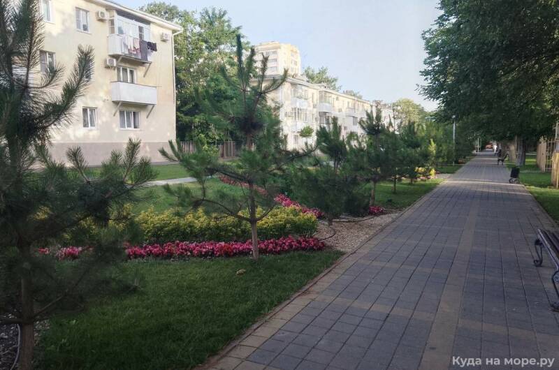 Двухкомнатная квартира у фонтанов