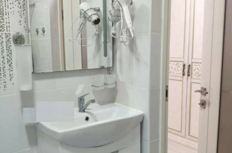 Двухкомнатная в центре