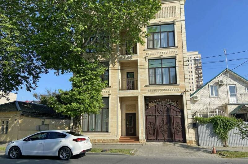 Комплекс апартаментов на Крымской