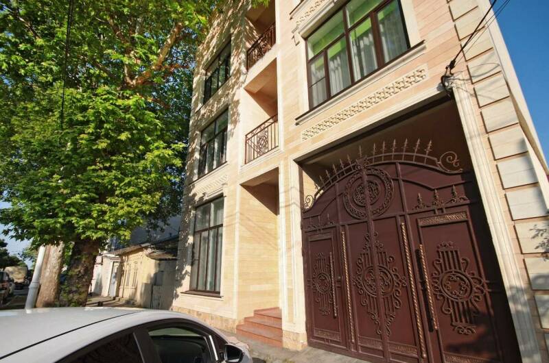 Комплекс апартаментов на Крымской