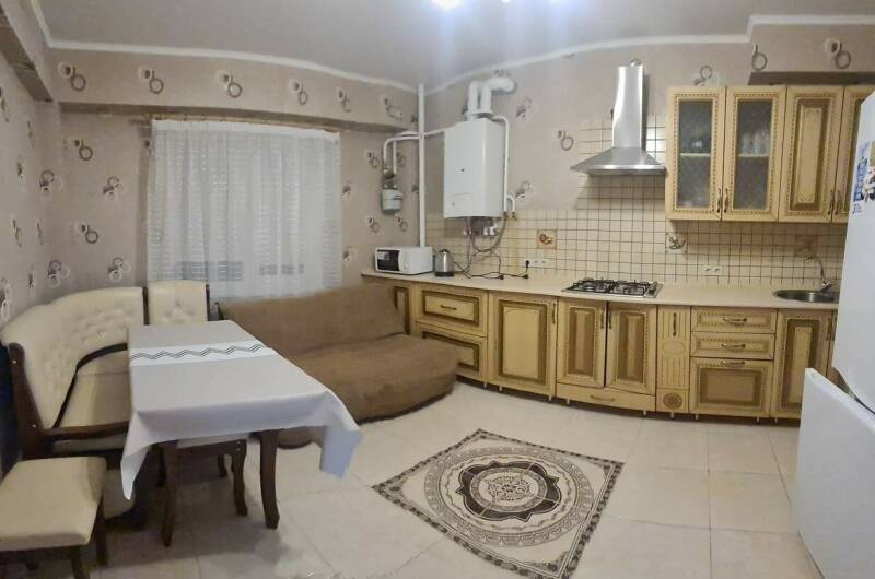 Однокомнатная квартира на Толстого