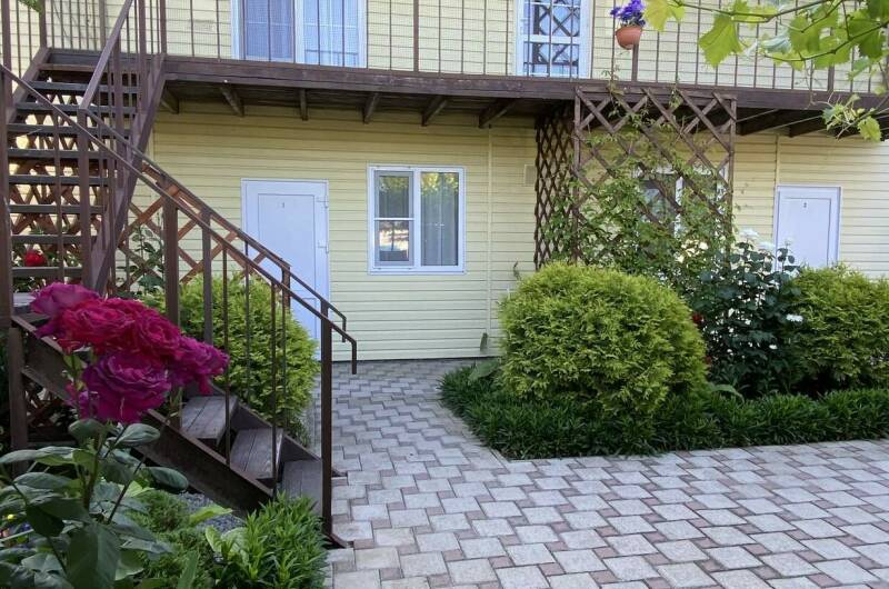 Двухкомнатные апартаменты в частном доме «Юлия»