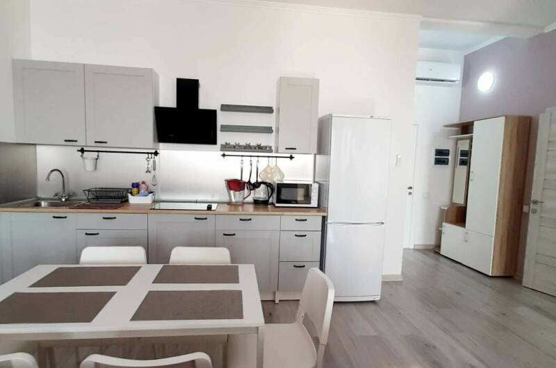 2-х комнатная квартира в центре (74 м²)