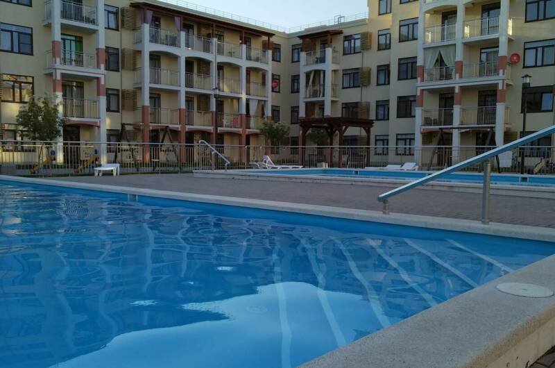 Шикарные апартаменты с бассейнами во дворе