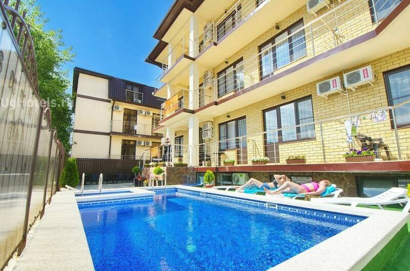 Гостевой дом «МL Seven Seas» (Семь морей)