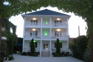 Изображение Гостевой дом «Летняя Дача» #1