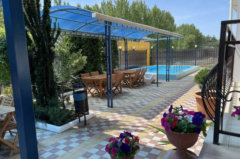 Отель «Эдельвейс»