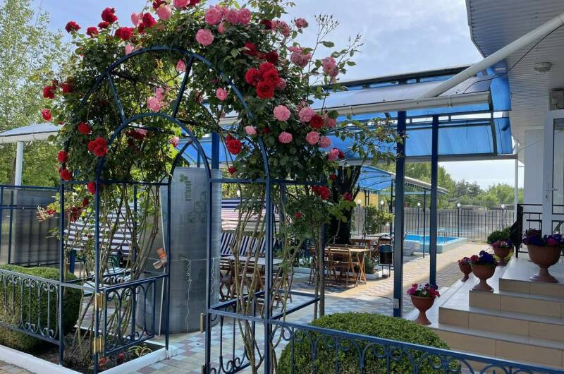 Отель «Эдельвейс»