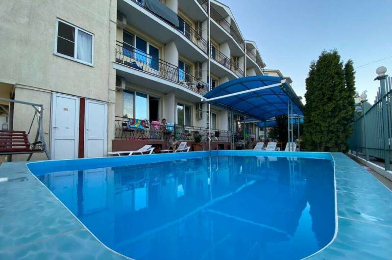 Отель «Эдельвейс»