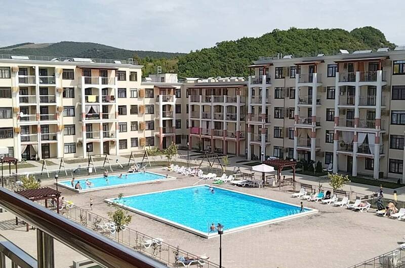 Студия «Мария» с бассейнами во дворе