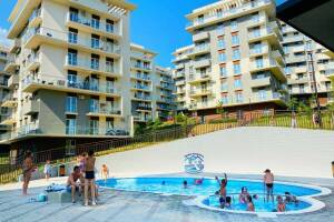 Изображение Двухкомнатная квартира с видом на море #2