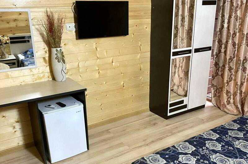 Пляж-отель «Full House»