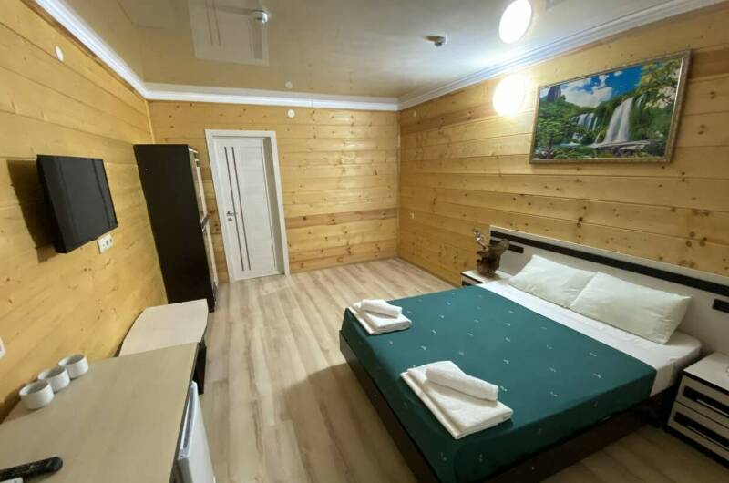 Пляж-отель «Full House»