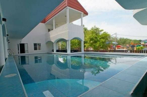 Отель «Белое Солнце»