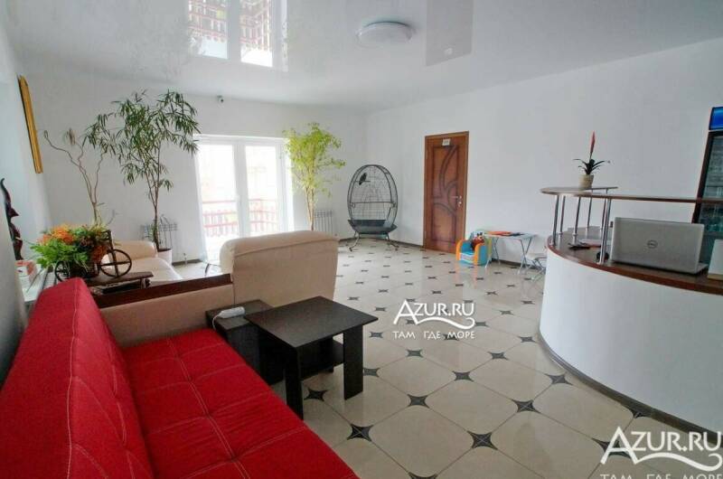 Отель «Белое Солнце»