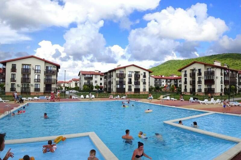 Квартира с бассейном