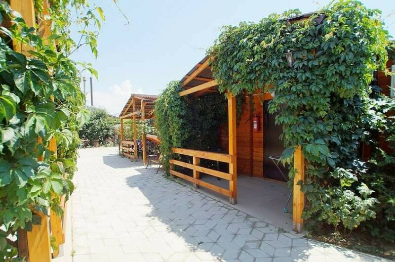 Деревянные Коттеджи на Лазурном