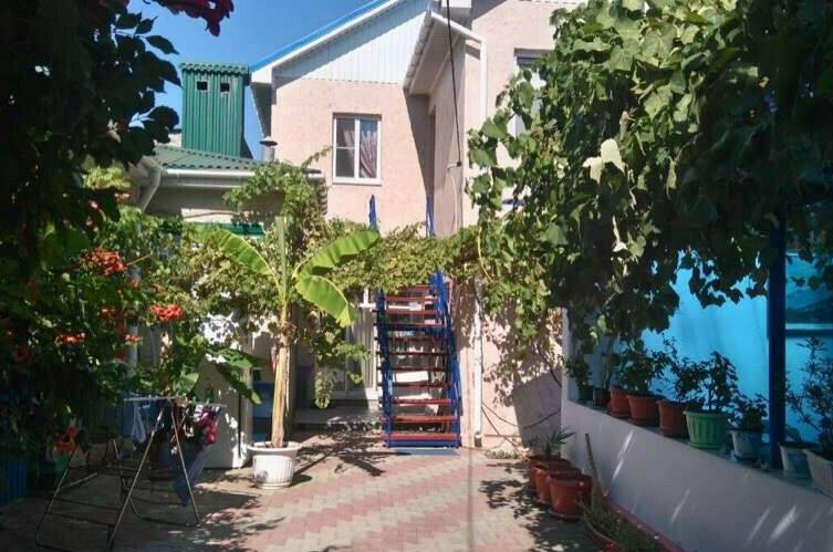 Гостевой дом «На Комарова 17»