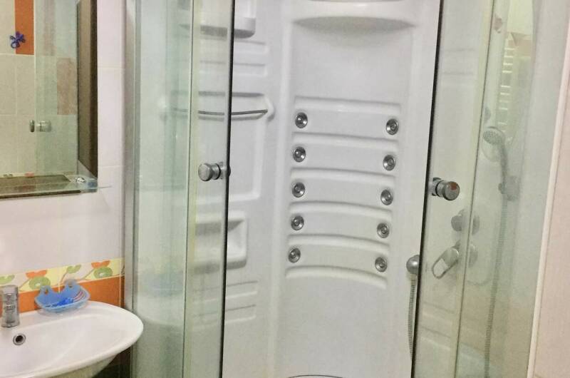 Однокомнатная квартира на 40 лет Победы