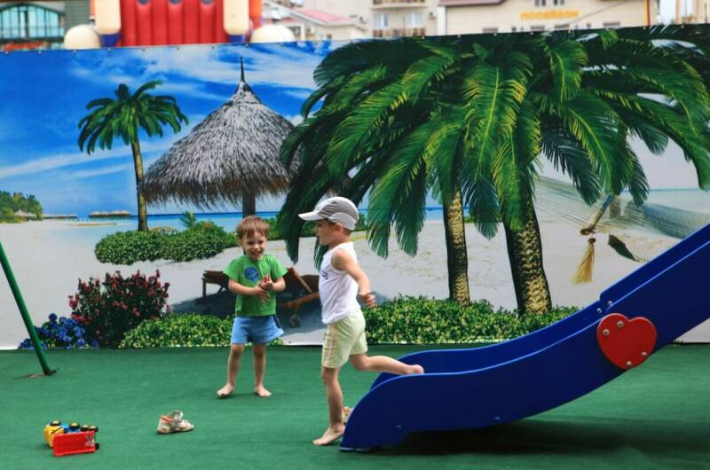 Отель «Леонидас»