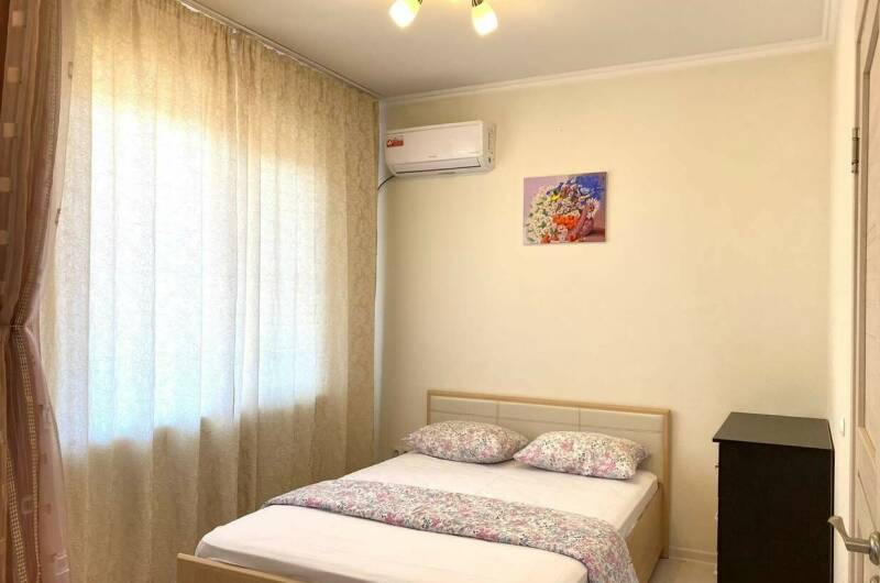 Квартира студия 4-х местная