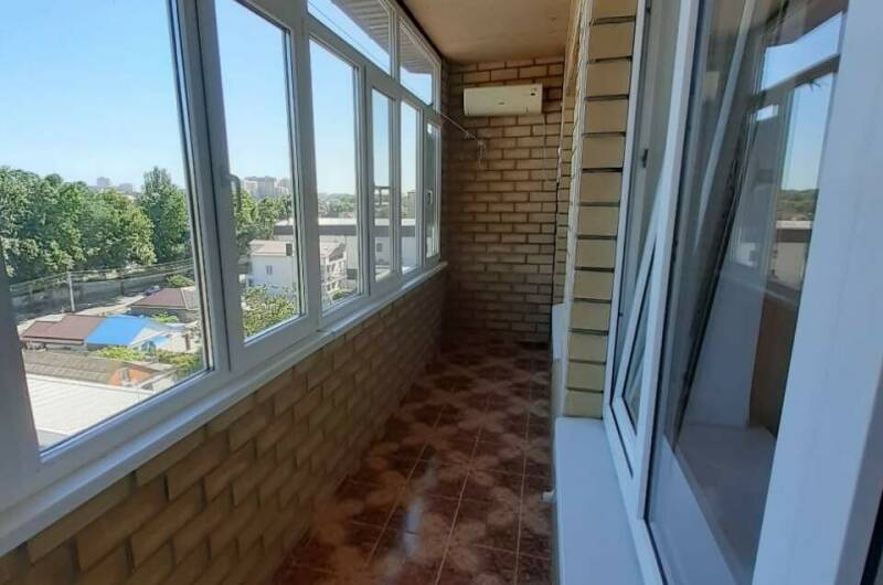 Двухкомнатная квартира на Самбурова