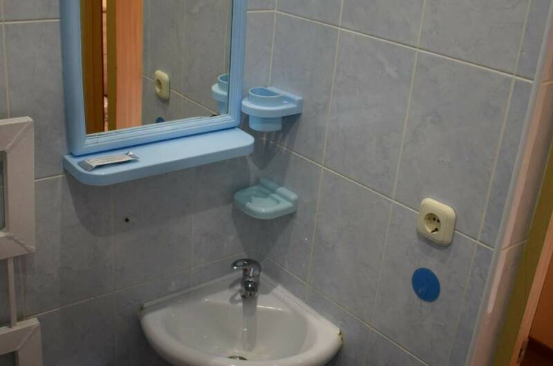 Уютный домик под ключ с кухней и двориком