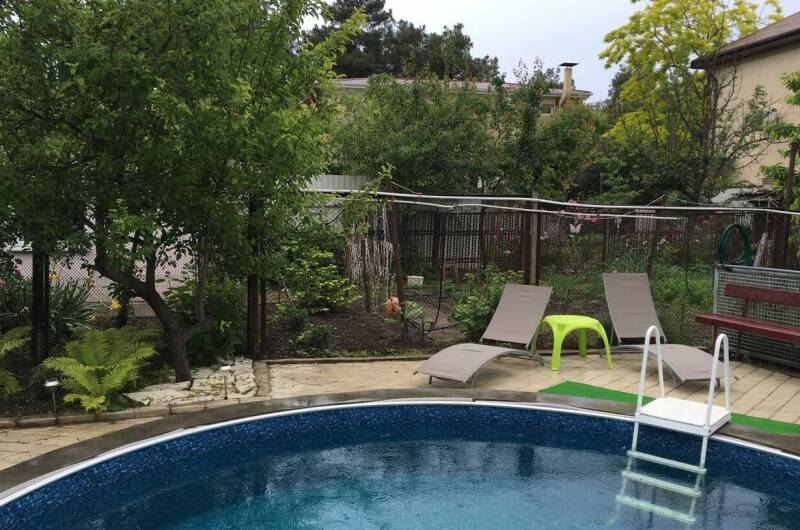 Частный дом «Зеленый дворик»