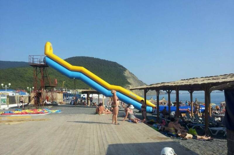 Отель «Радужный»