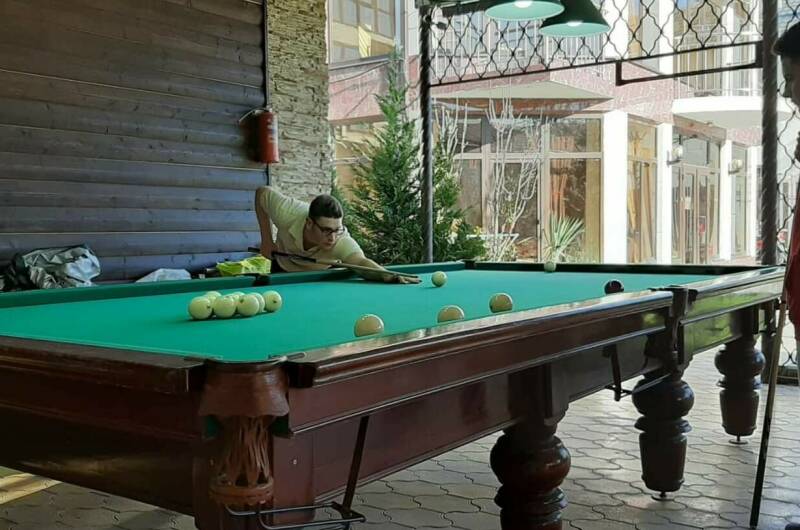 Отель «Радужный»