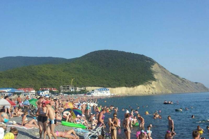 Отель «Радужный»