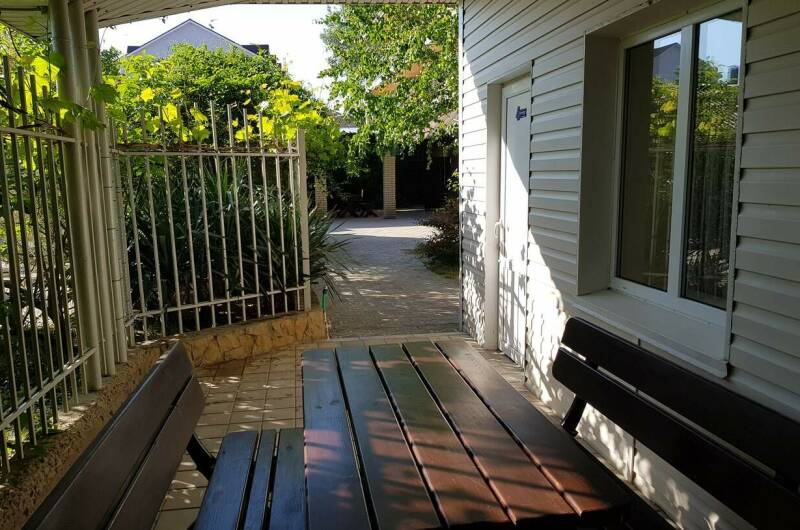 Отель «Астон»