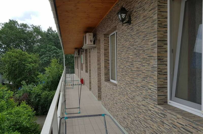 Отель «Астон»