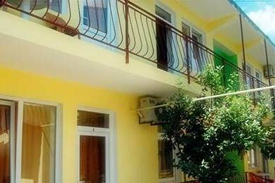 Частная мини-гостиница «Лагуна»