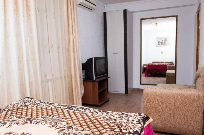 2 комнатная квартира в центре