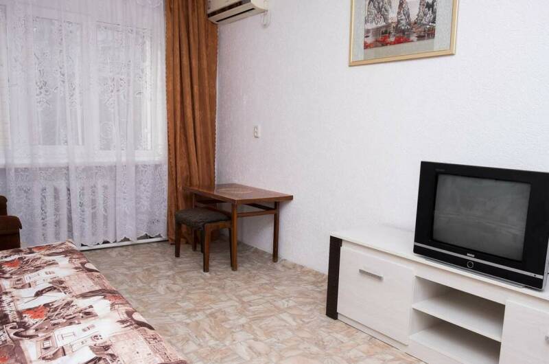 2 комнатная квартира в центре