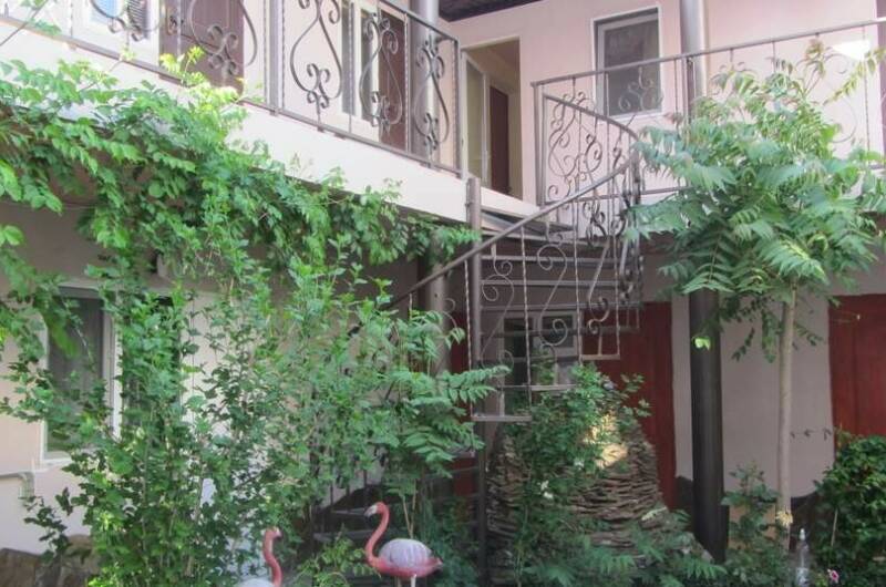 Гостевой дом «Розовый фламинго»