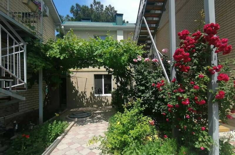 Частный сектор на Толстого