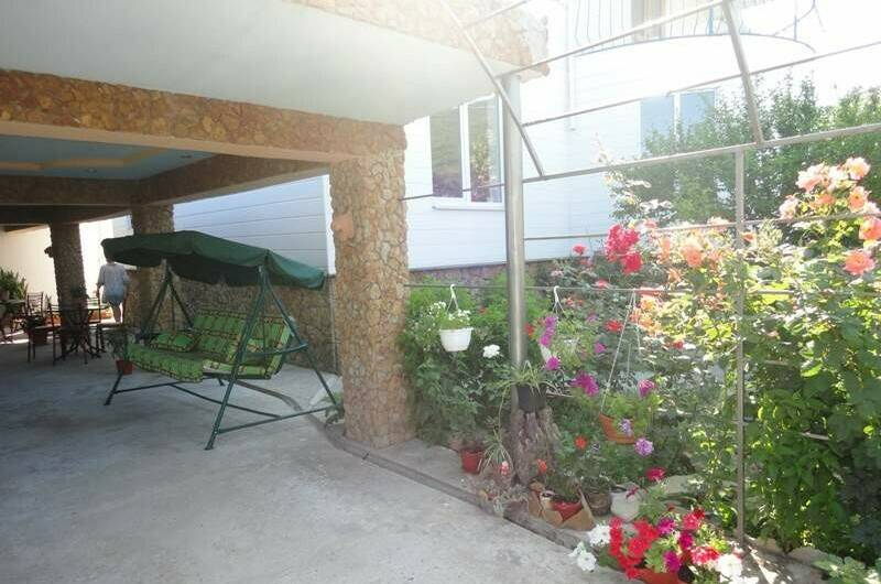 Частный дом «Бегущая по волнам»