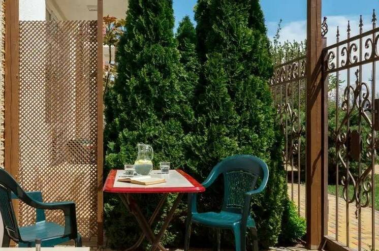 Отель «Белая Жемчужина»