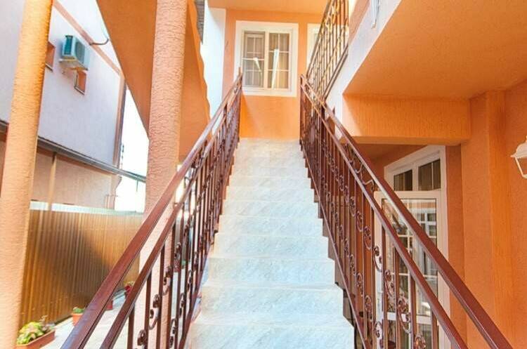 Гостевой дом «Лусин»