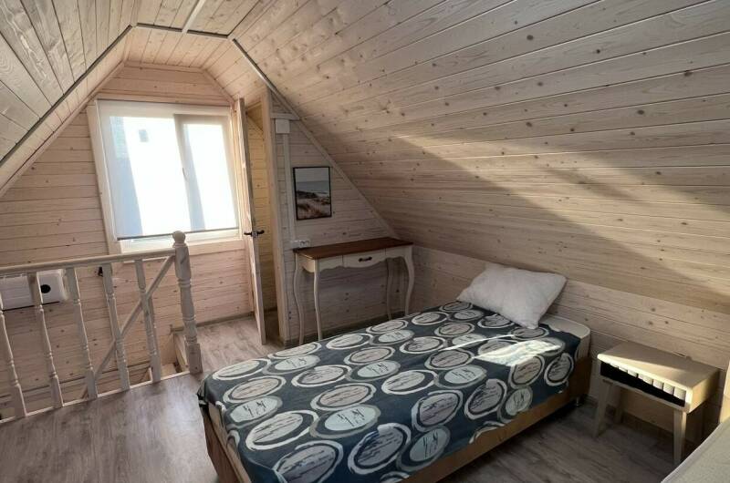 Уютный домик возле моря