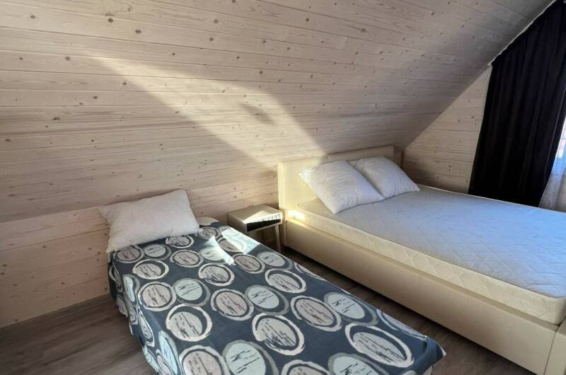 Уютный домик возле моря