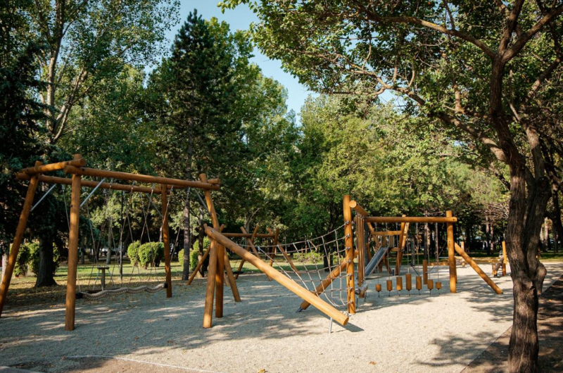 Апартамент в апарт-отеле «Россиянка»