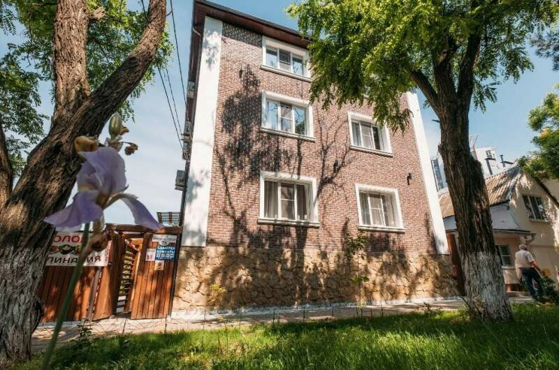 Гостевой дом «ЭдиРоз на Крепостной»