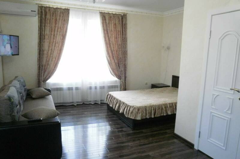 Частное домовладение на Заводской