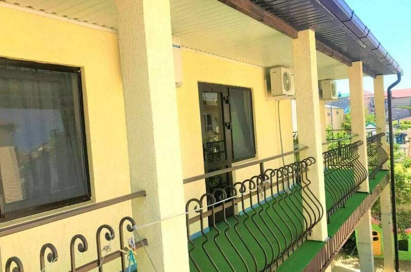 Гостевой дом «La Familia»